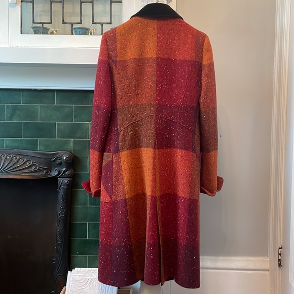 Valentino Stunner Coat Runway piece!!!!Perfect condition!!100% wool-spring/Fall! - Picture 3 of 9